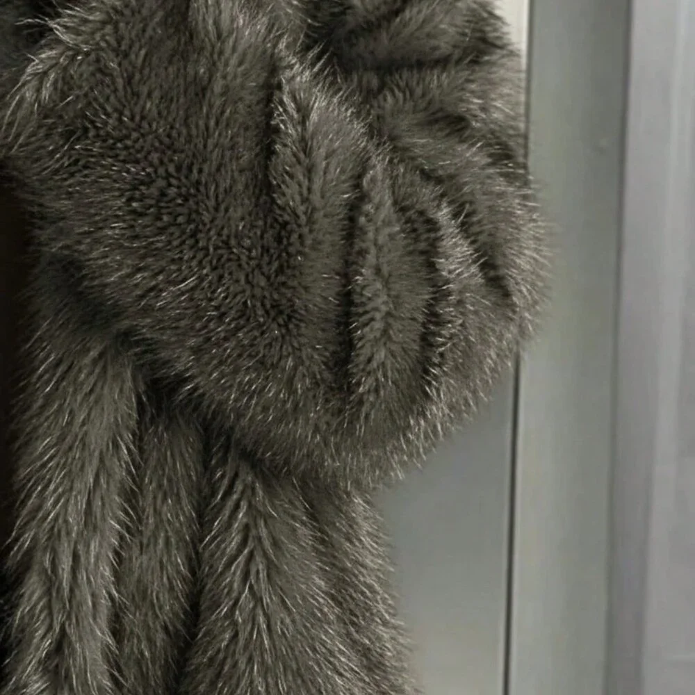 Green Casual Women's Dyed Tip Long Faux Fur Lapel Jacket - Picture 5 of 5